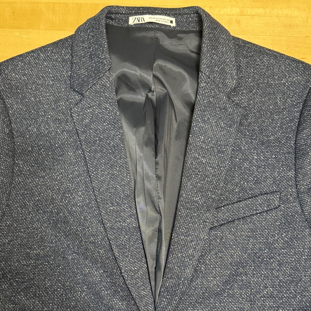 Zara Men's Textured Dark Blue Blazer